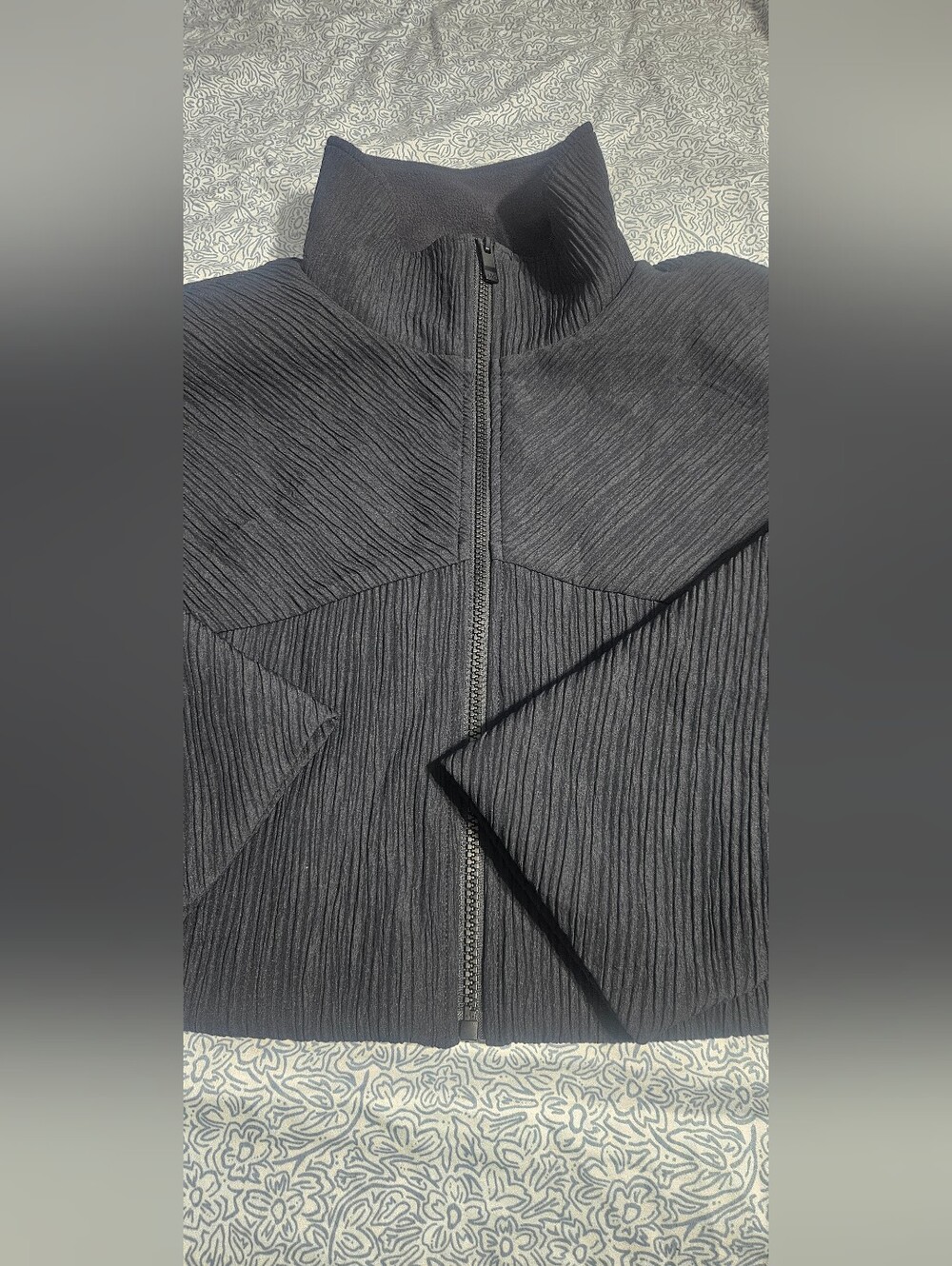 NWNT ALO Yoga Black Ribbed High-Collar Bomber Jacket